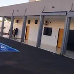 Casa Leao, Nova E Espacosa